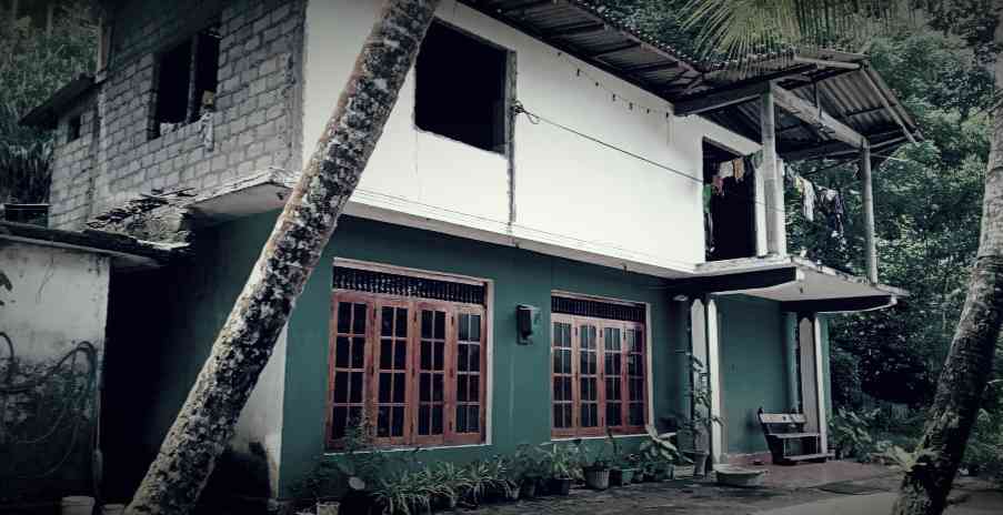 Super land and house for sale nearby kandy