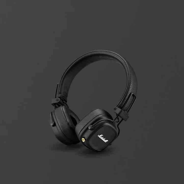 Marshall major IV wireless headset