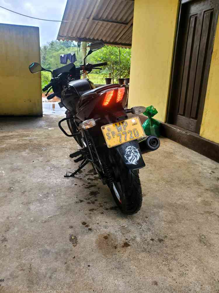 Pulsar 180