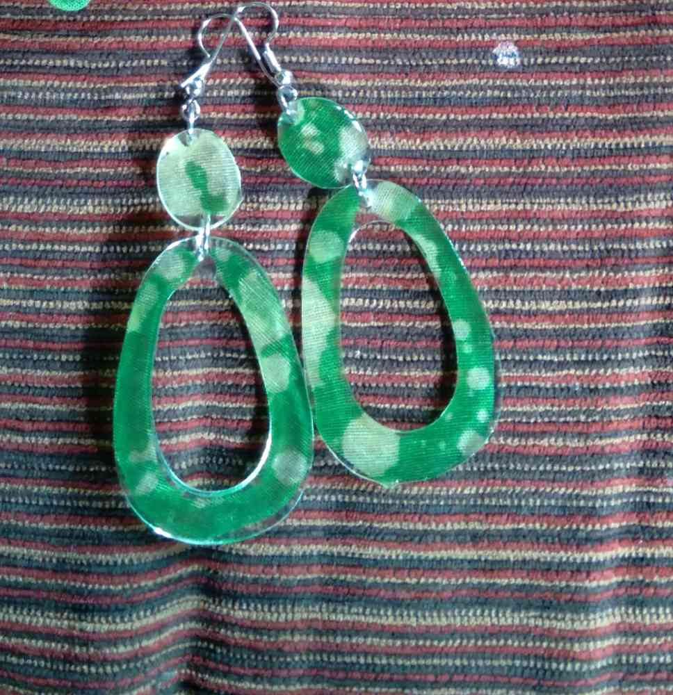 Batik earrings made from epoxy resin