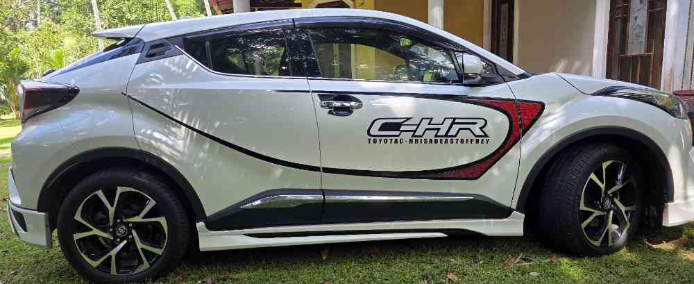 Toyota CHR NGX 50