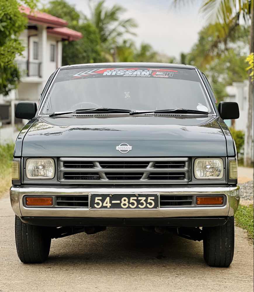 Nissan d21