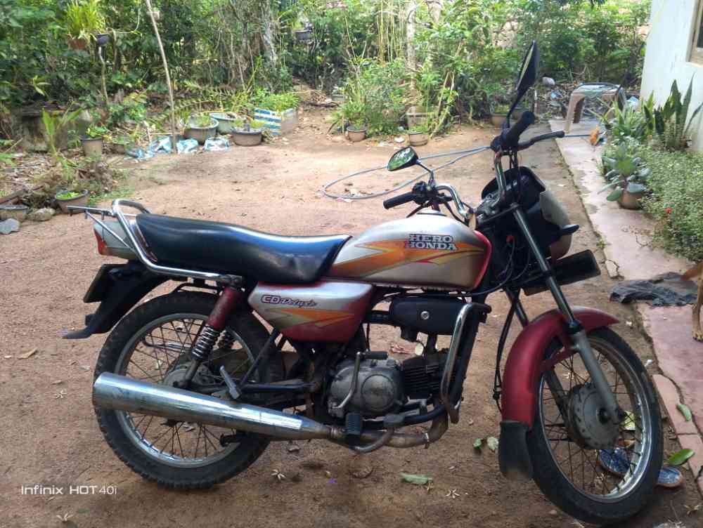 Hero honda CD 100