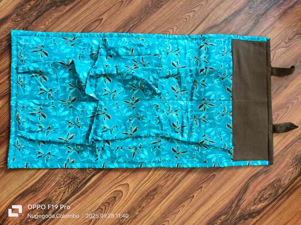 Envelope holder