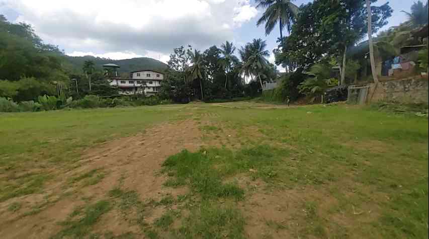 Commercial land in kotiyakumbura town