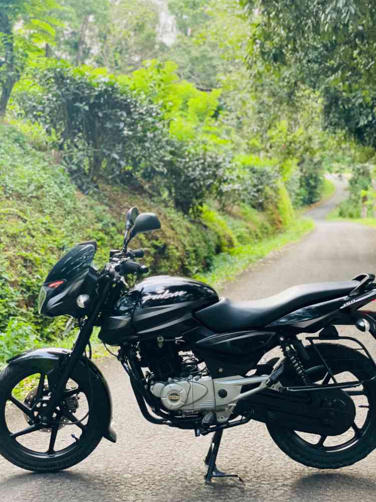 Pulsar 150