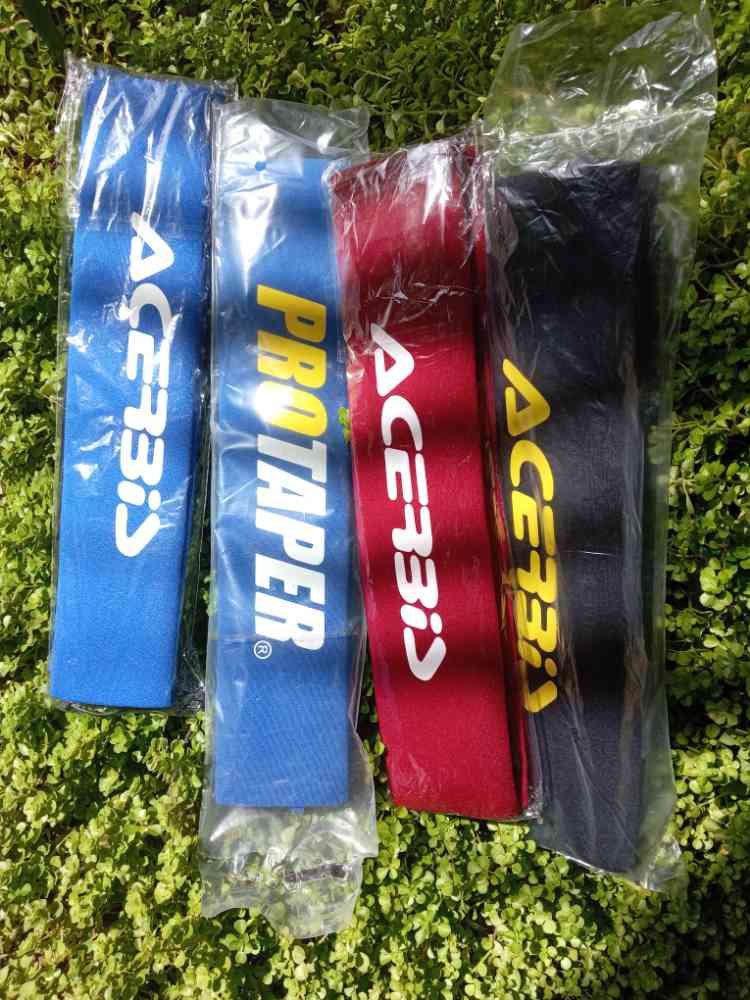 Motorcycle front fork covers