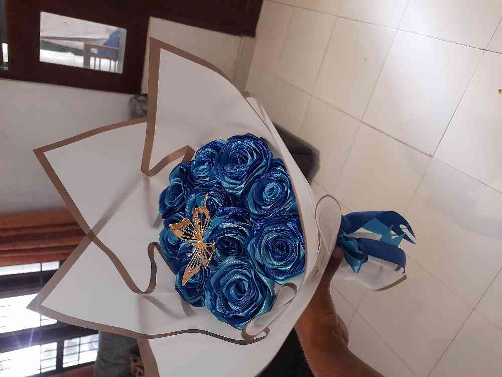 Ribbon flower bouquet