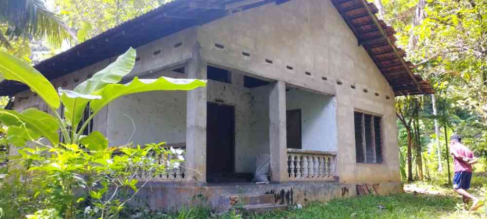 120 Perch land for sale