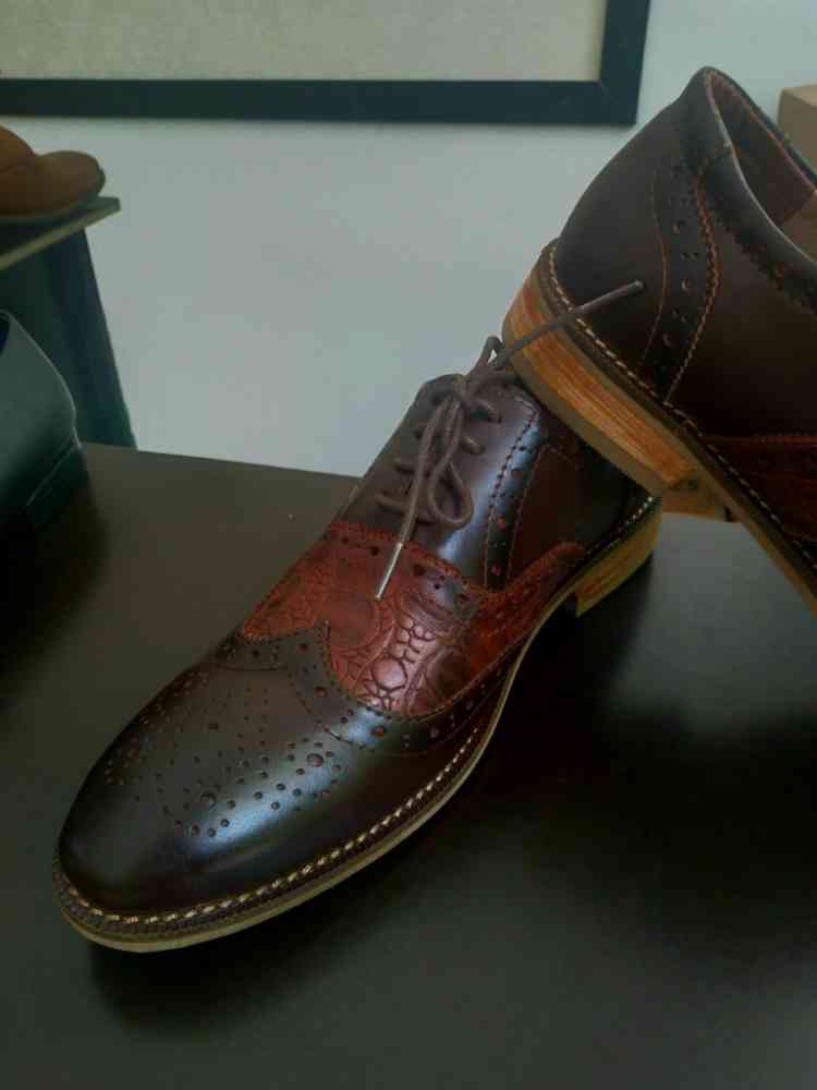 Leather shoes