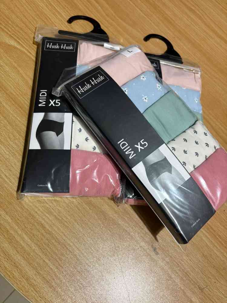 Ladies underwear pack