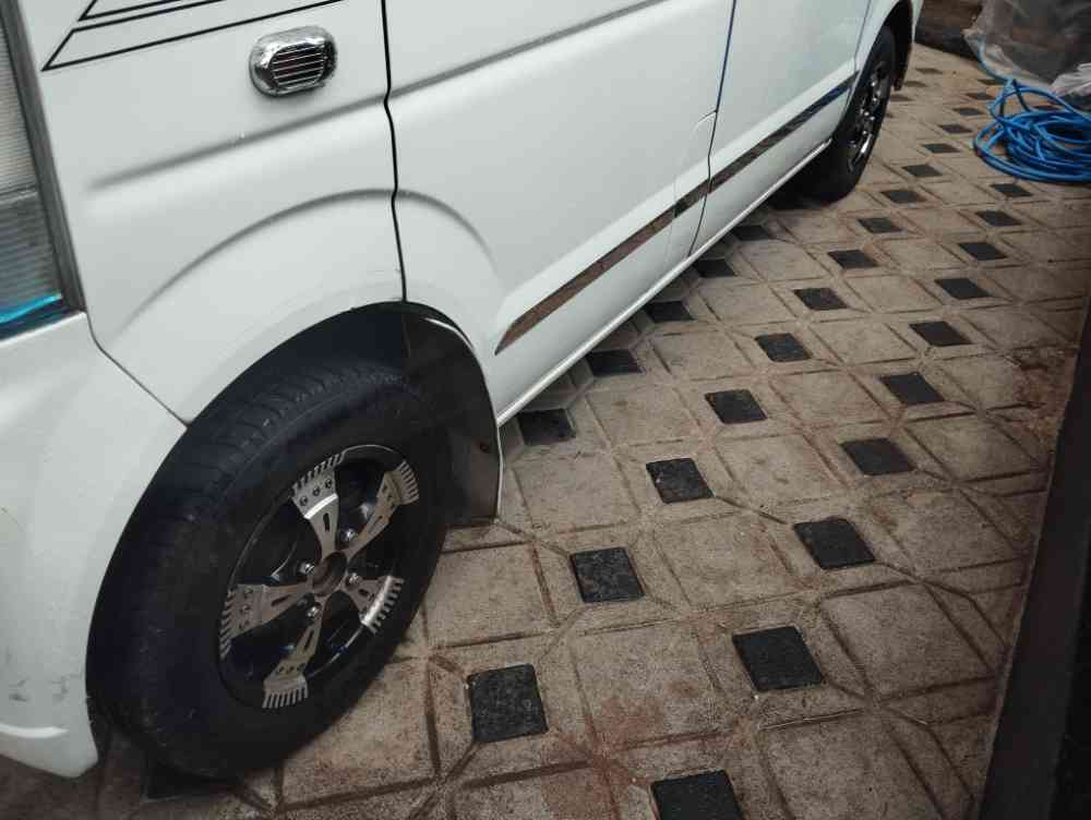 Suzuki every