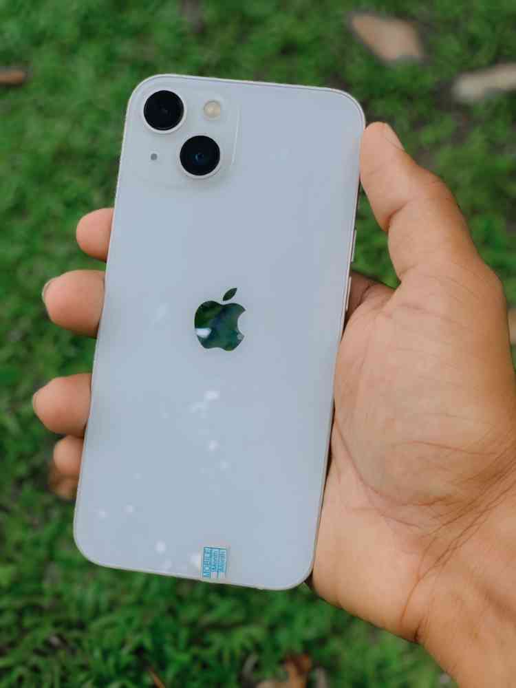 iPhone 13