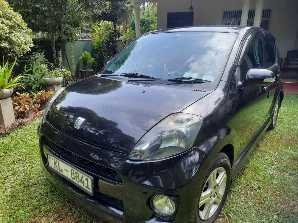 Toyota passo racy