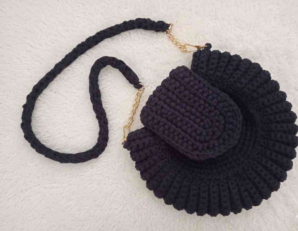 Crochet oreo bag