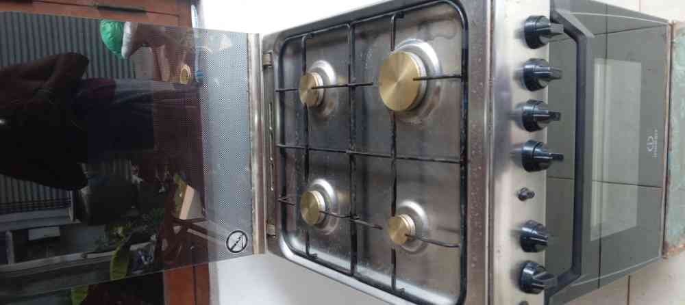 Four burner gas stove and oven