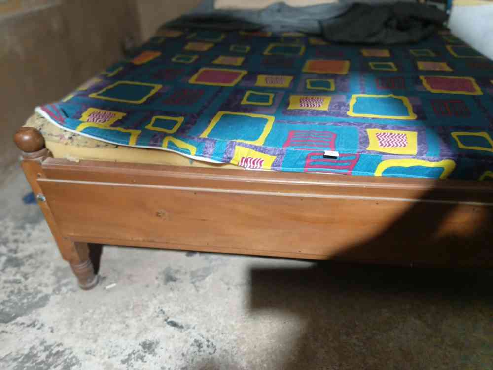 King size bed with mattress