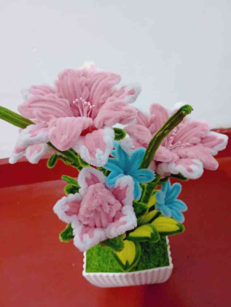 Pink & blue flower vase