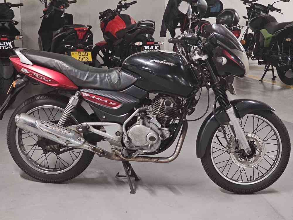 Bajaj pulsar 180 DTS