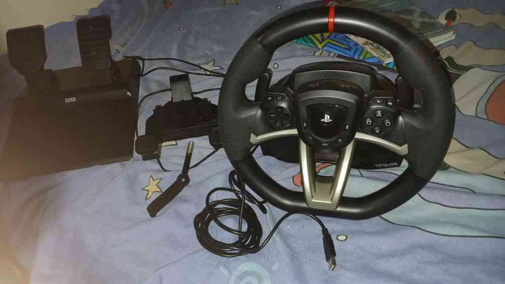 Hori racing wheel apex