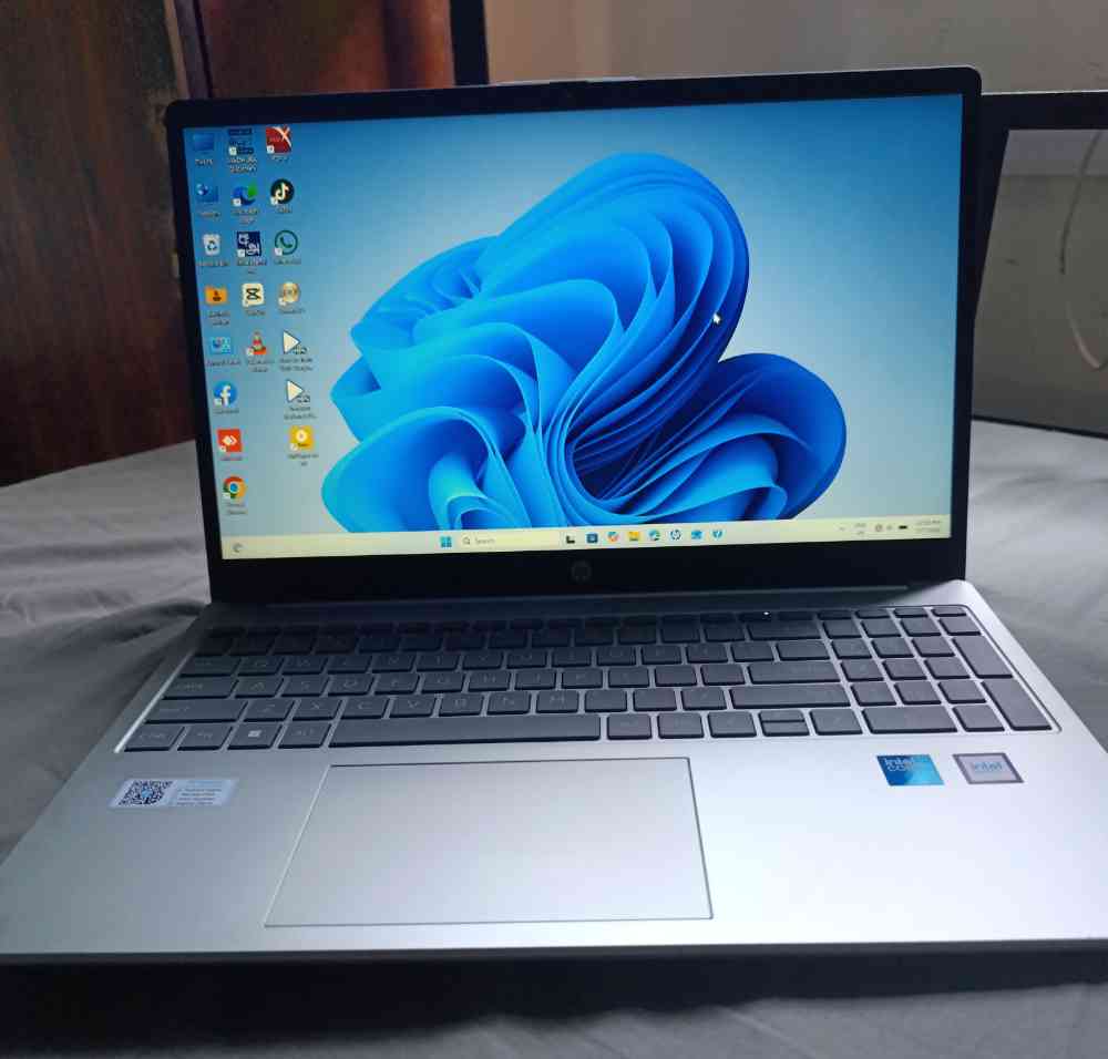 HP 15-FD1228TU core 5 14th gen laptop