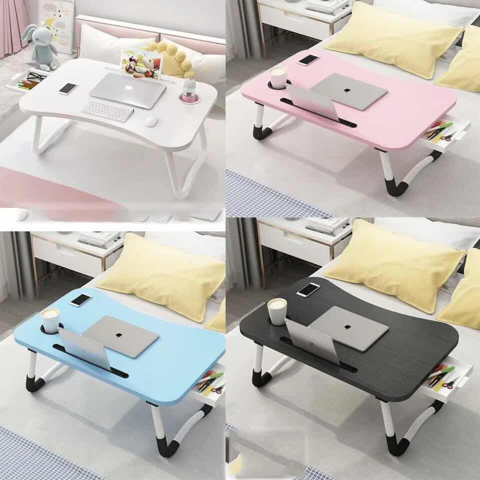 Folding type laptop table