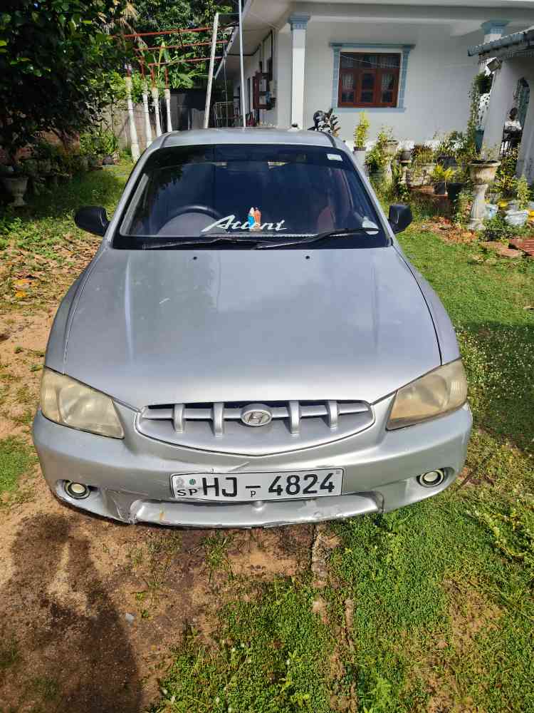 Hyundai accent