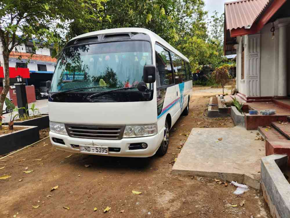 Toyota coaster 2018