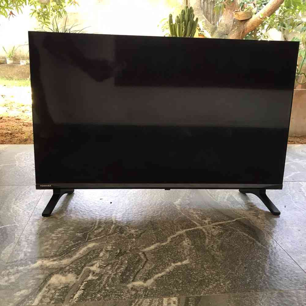 Toshiba 32" smart tv