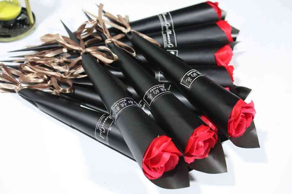 Elegant single soap rose flower bouquet