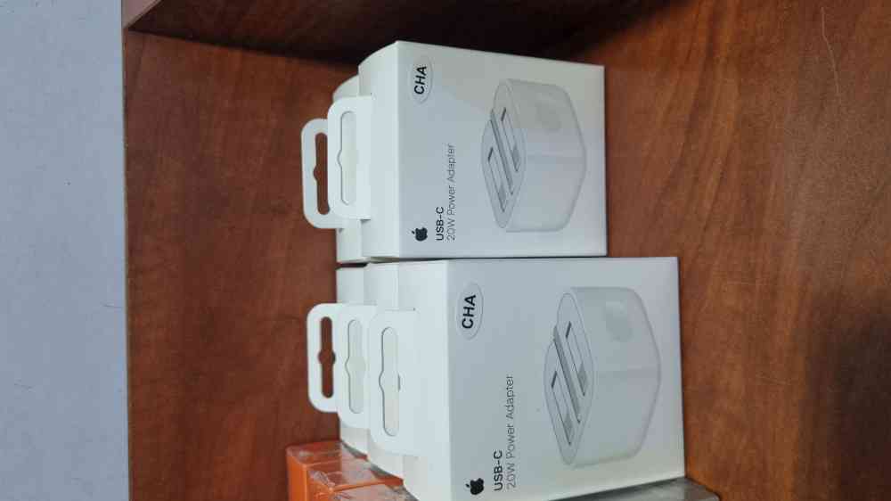 Apple 20w charger with type C cable