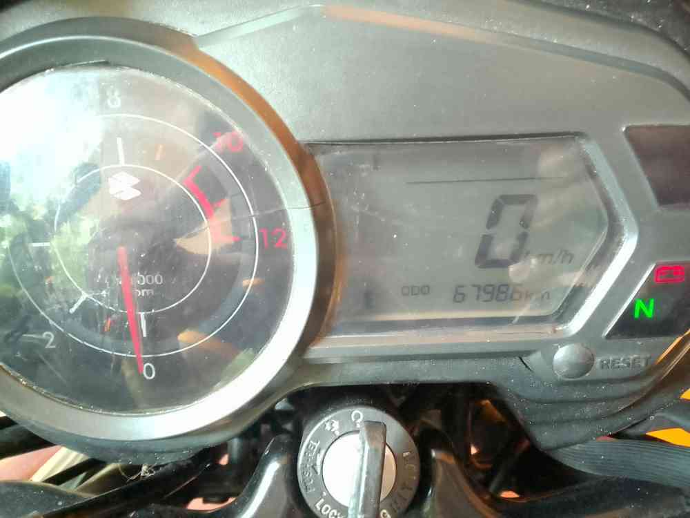 Bajaj pulser 135