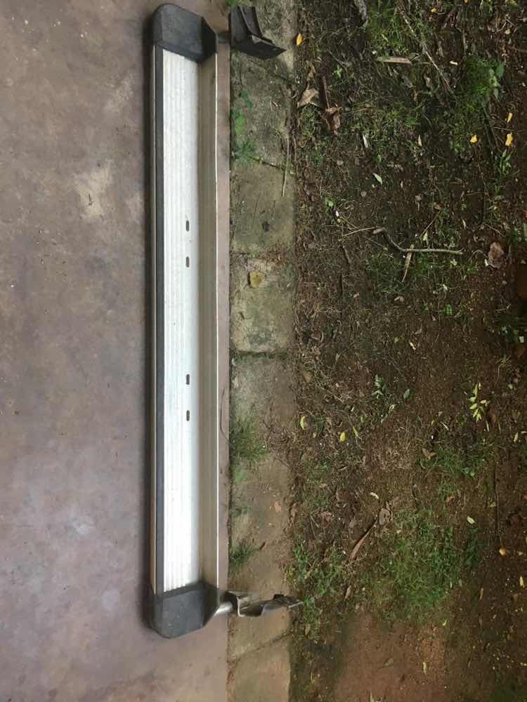 Isuzu big horn side steps
