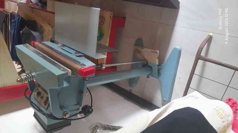 Foot sealer