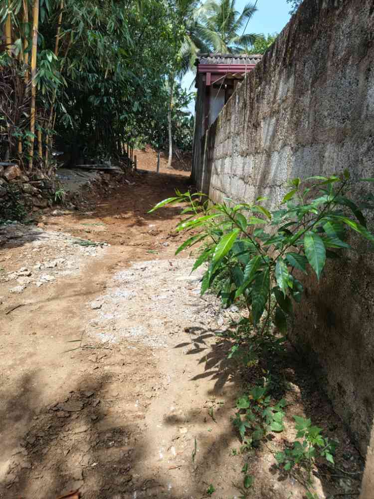 Land for sale in ingiriya