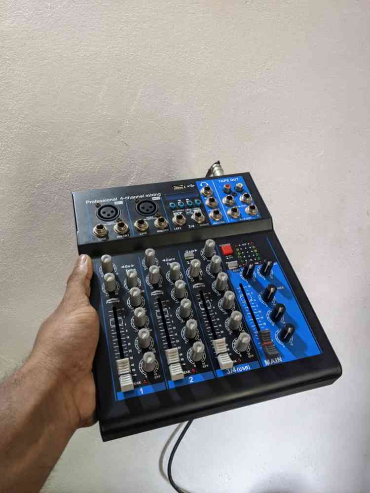 Mixing console