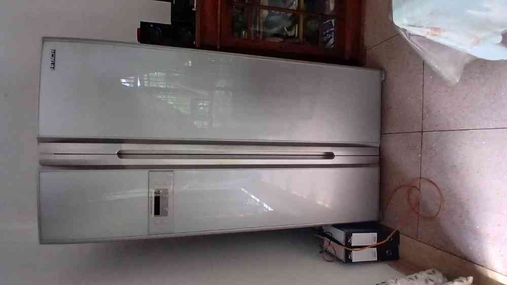 Hitachi double door refrigerator